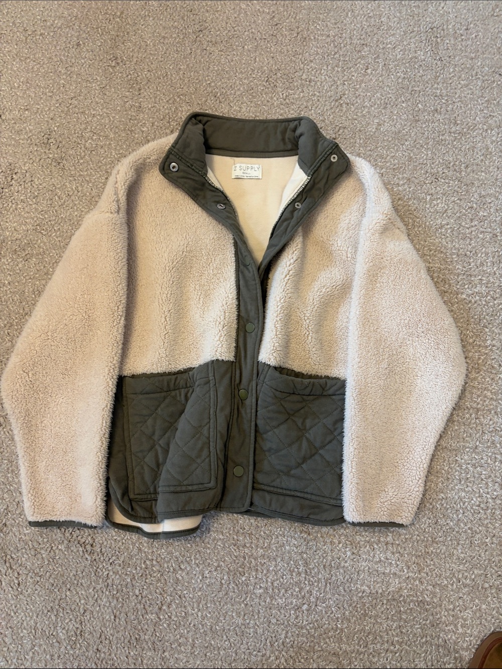 women’s Z supply Sherpa Jacket in Cream and Olive Green SZ S -LIKE NEW